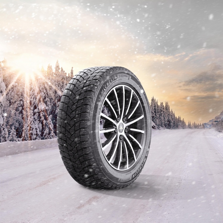 Автомобильная шина зимняя MICHELIN X-Ice Snow 235/45/R18 98 H (без шипов) Казахстан