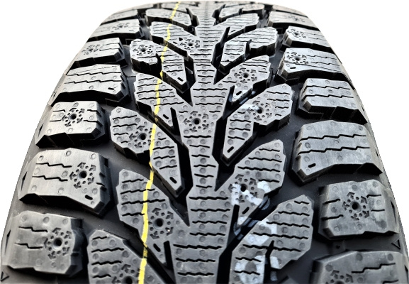 Фото Автомобильная шина зимняя KUMHO 245/45/R18 100T WI32 XL (под шип)