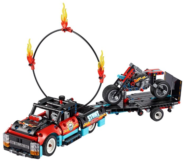 Фотография Конструктор LEGO Шоу трюков на грузовиках и мотоциклах Technic 42106