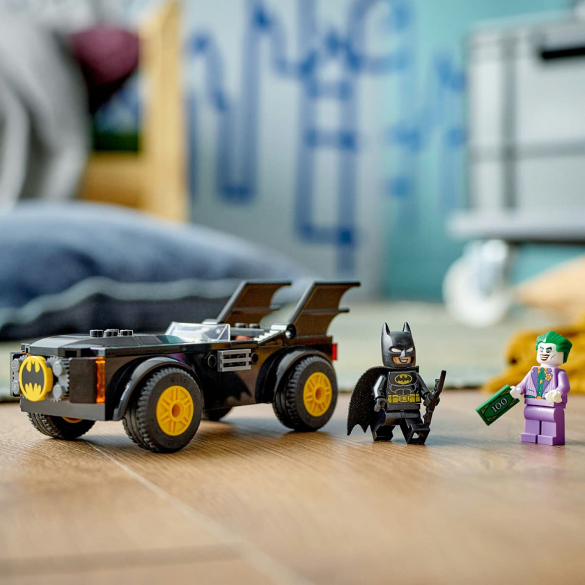 Конструктор LEGO 76264 Супер Герои Погоня на бэтмобиле: Бэтмен против Джокера заказать
