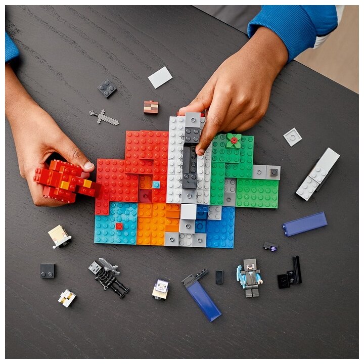 Конструктор LEGO 21172 Minecraft Разрушенный портал Казахстан