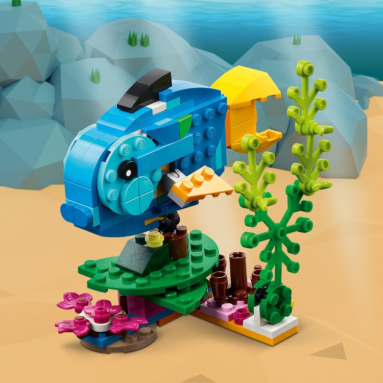 Купить Конструктор LEGO 31136 Creator Экзотический попугай
