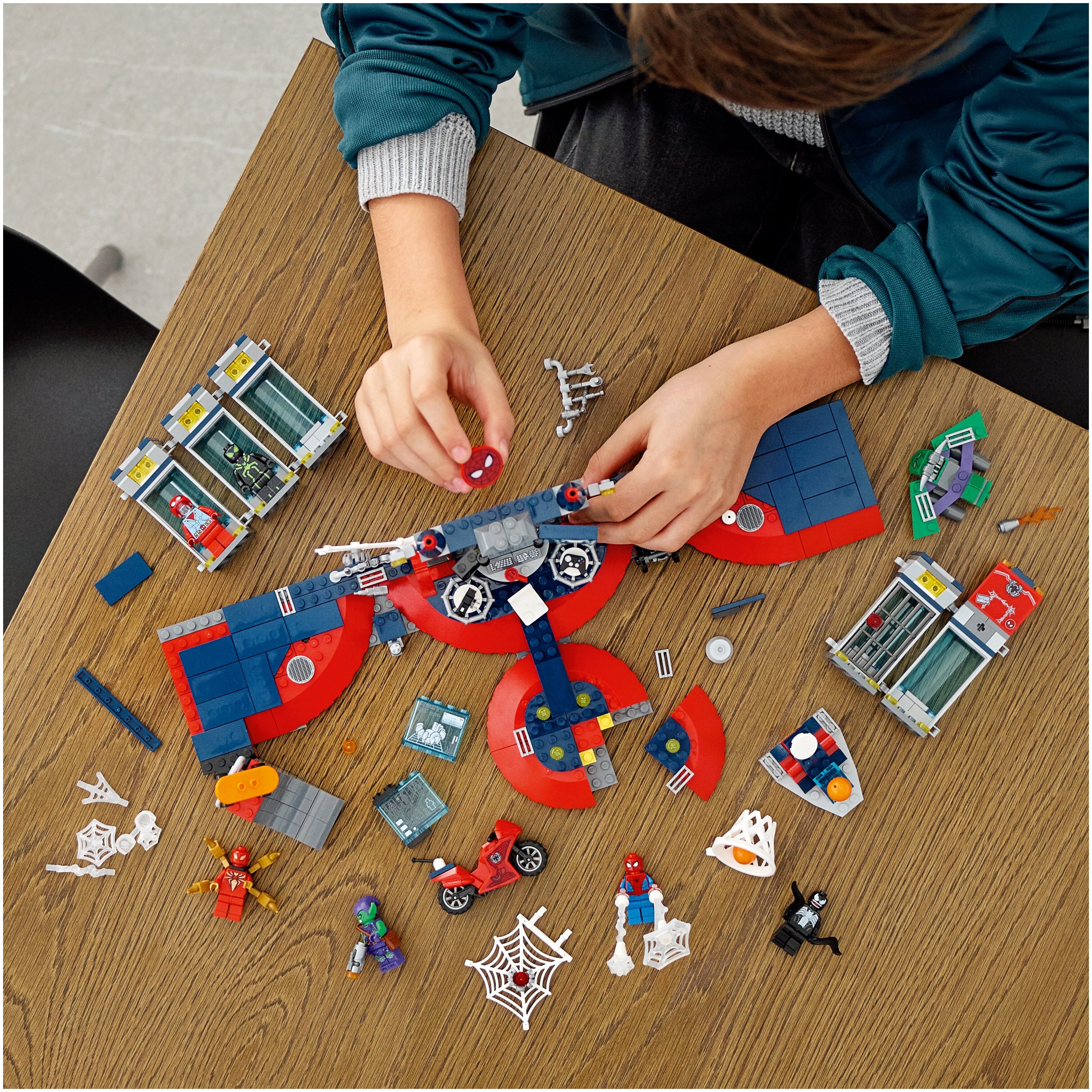 Конструктор LEGO 76175 Супер Герои Нападение на мастерскую паука Казахстан