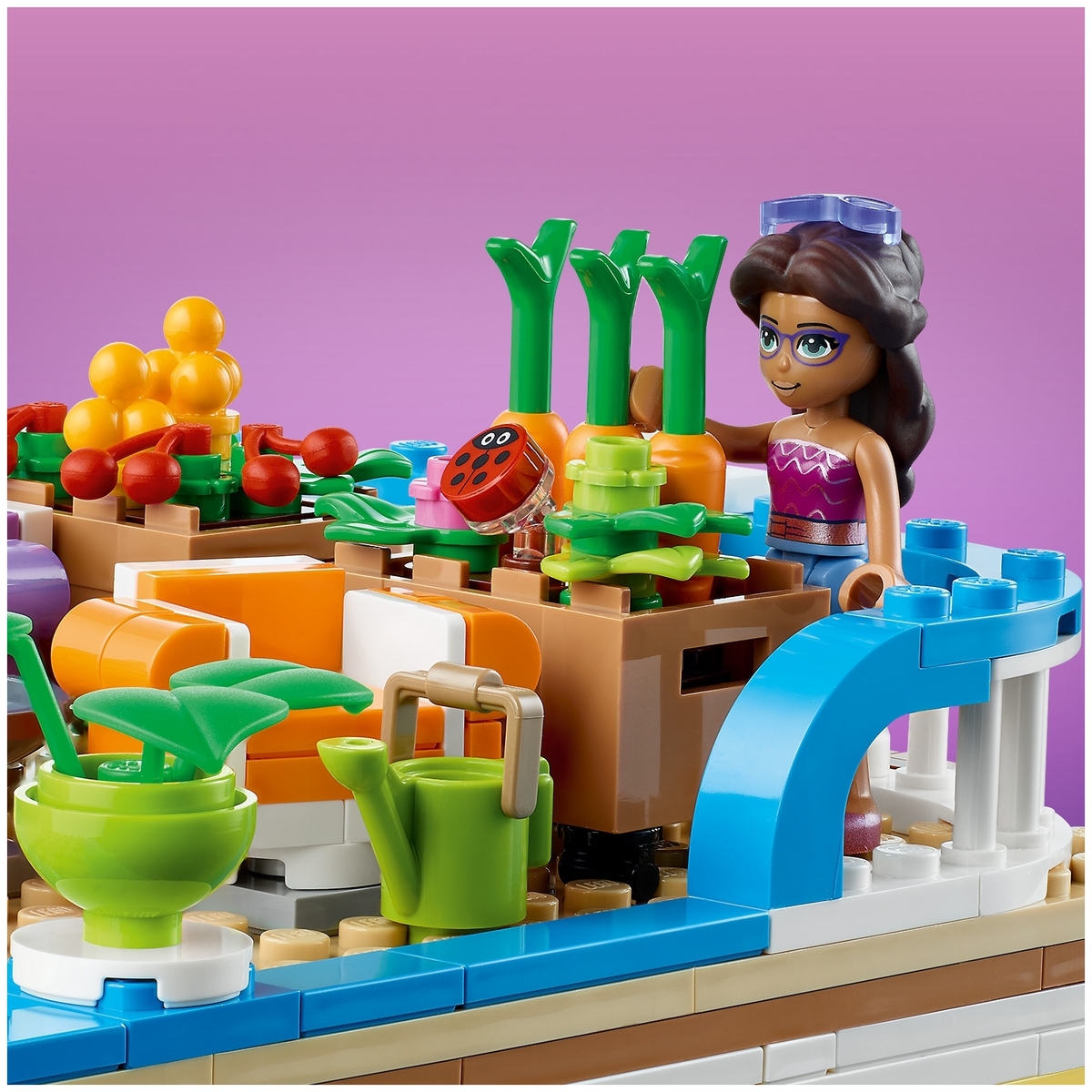 Цена Конструктор LEGO 41702 Подружки Плавучий дом на канале