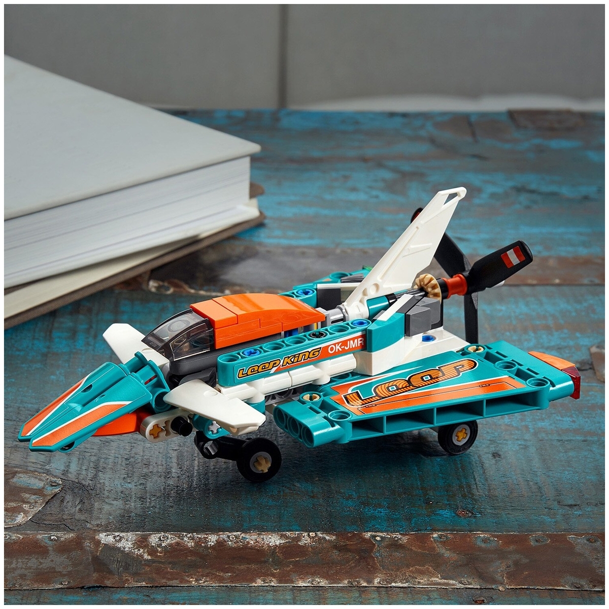 Конструктор LEGO 42117 Техник Гоночный самолёт Казахстан