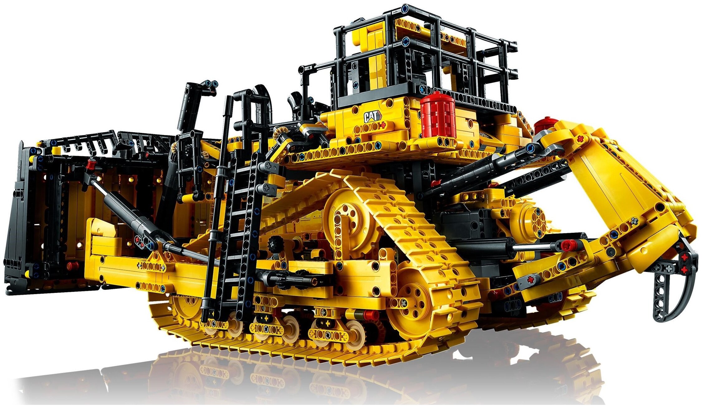 Купить Конструктор LEGO Бульдозер Cat D11 на пульте управления TECHNIC 42131