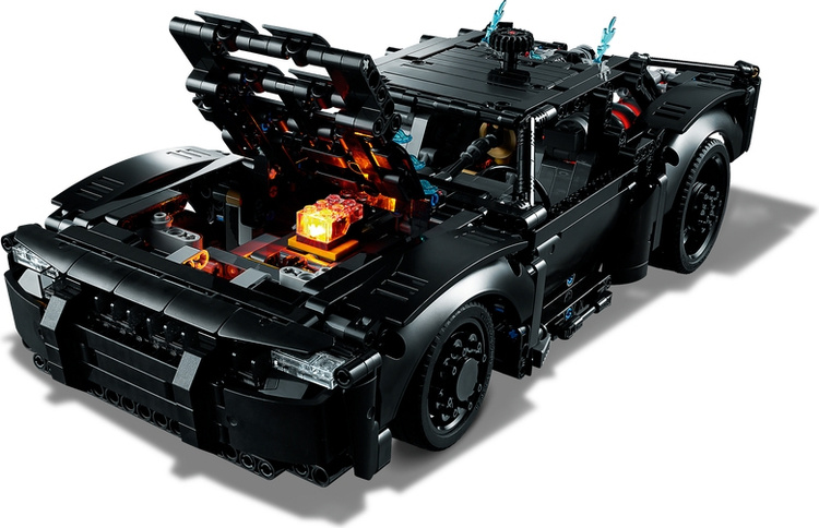 Фотография Конструктор LEGO 42127 Technic Бэтмен: Бэтмобиль
