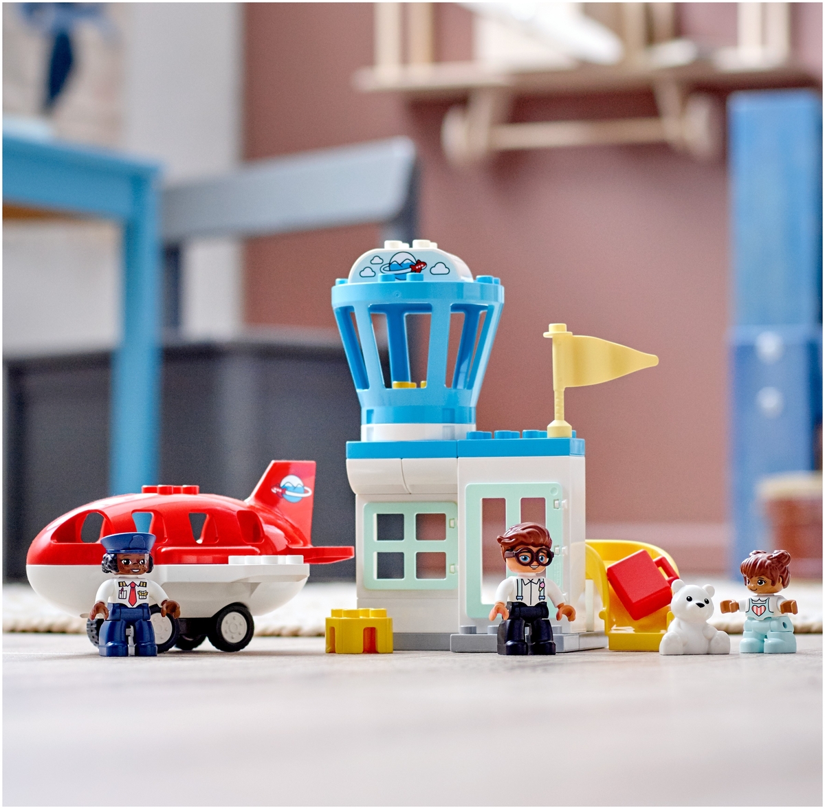Конструктор LEGO 10961 Дупло Самолет и аэропорт Казахстан