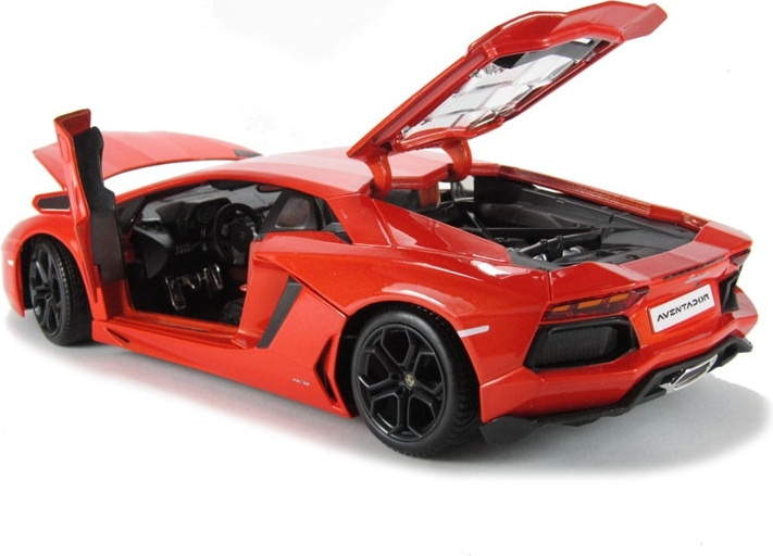 Фото BBURAGO: 1:32 Lamborghini Aventador LP700-4 18-42021