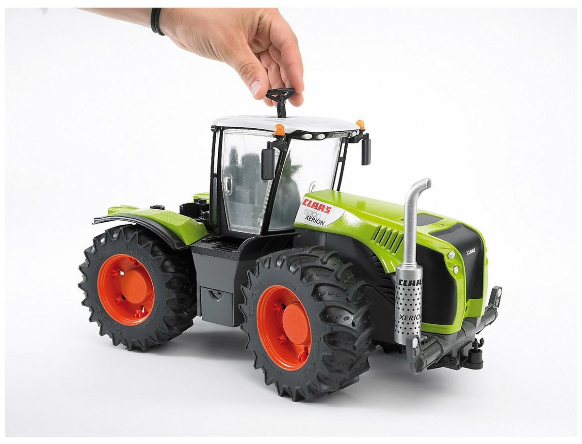 Трактор BRUDER Claas Xerion 5000 с поворачивающейся кабиной 03-015 Казахстан