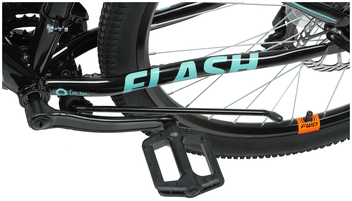 Цена Велосипед FORWARD FLASH 26 2.2 S DISC (2021) (15, черный-оранжевый)