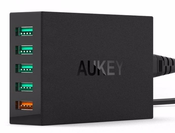 Фото Зарядное устройство AUKEY PA-T9