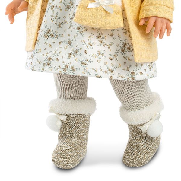 Картинка Кукла LLORENS девочка в серой шапке и оранжевой куртке 54020