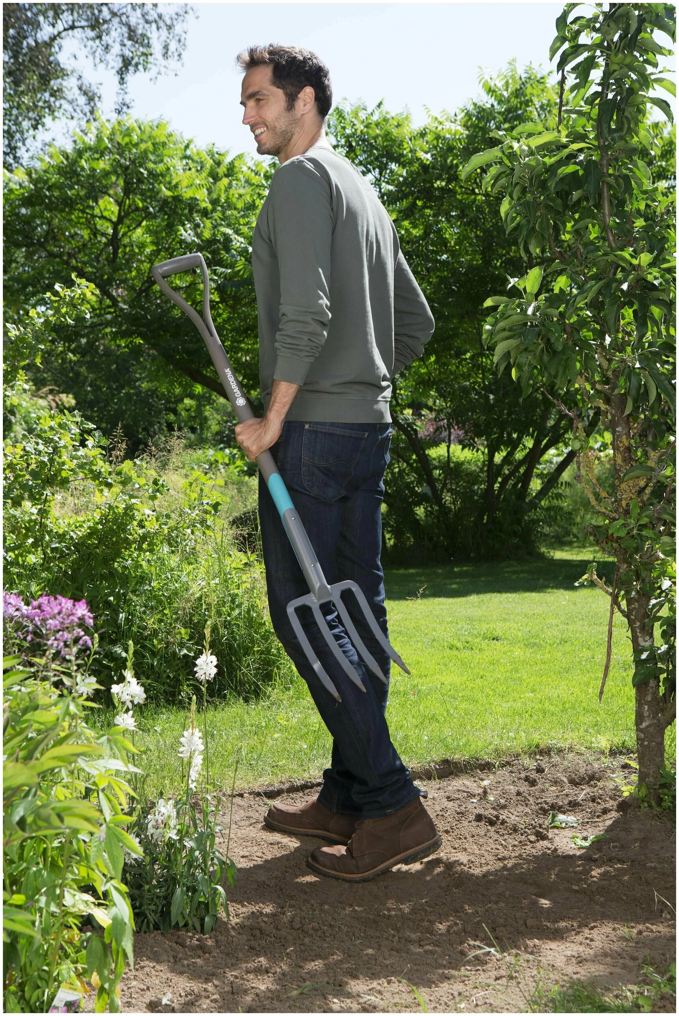 Цена Вилы GARDENA NatureLine 17002-20