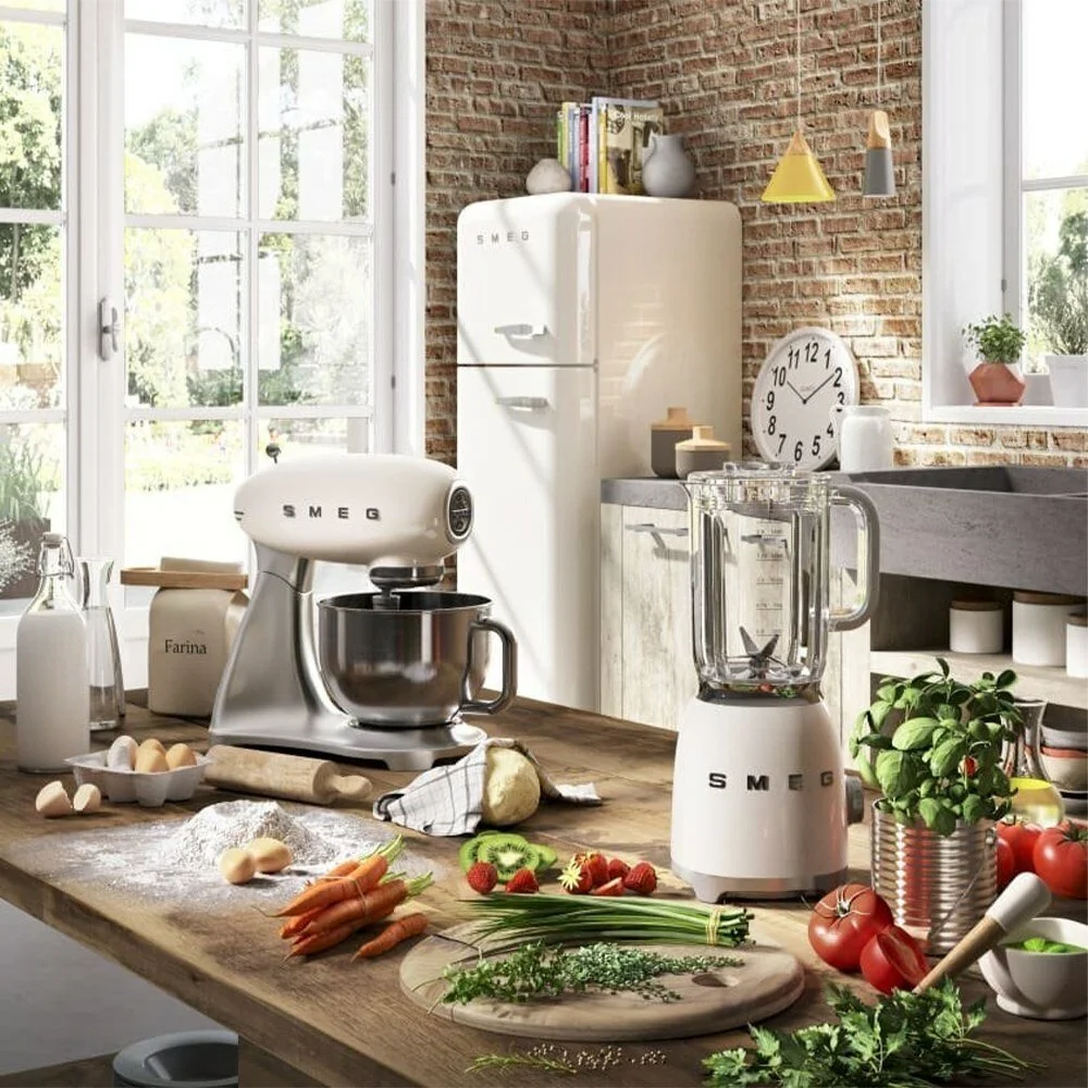 Блендер SMEG BLF01WHEU Казахстан