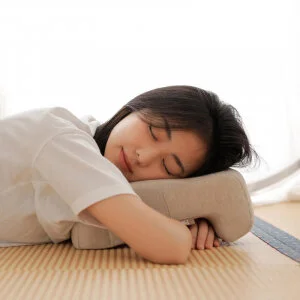 Цена Подушка настольная XIAOMI 8H SMF Pillow