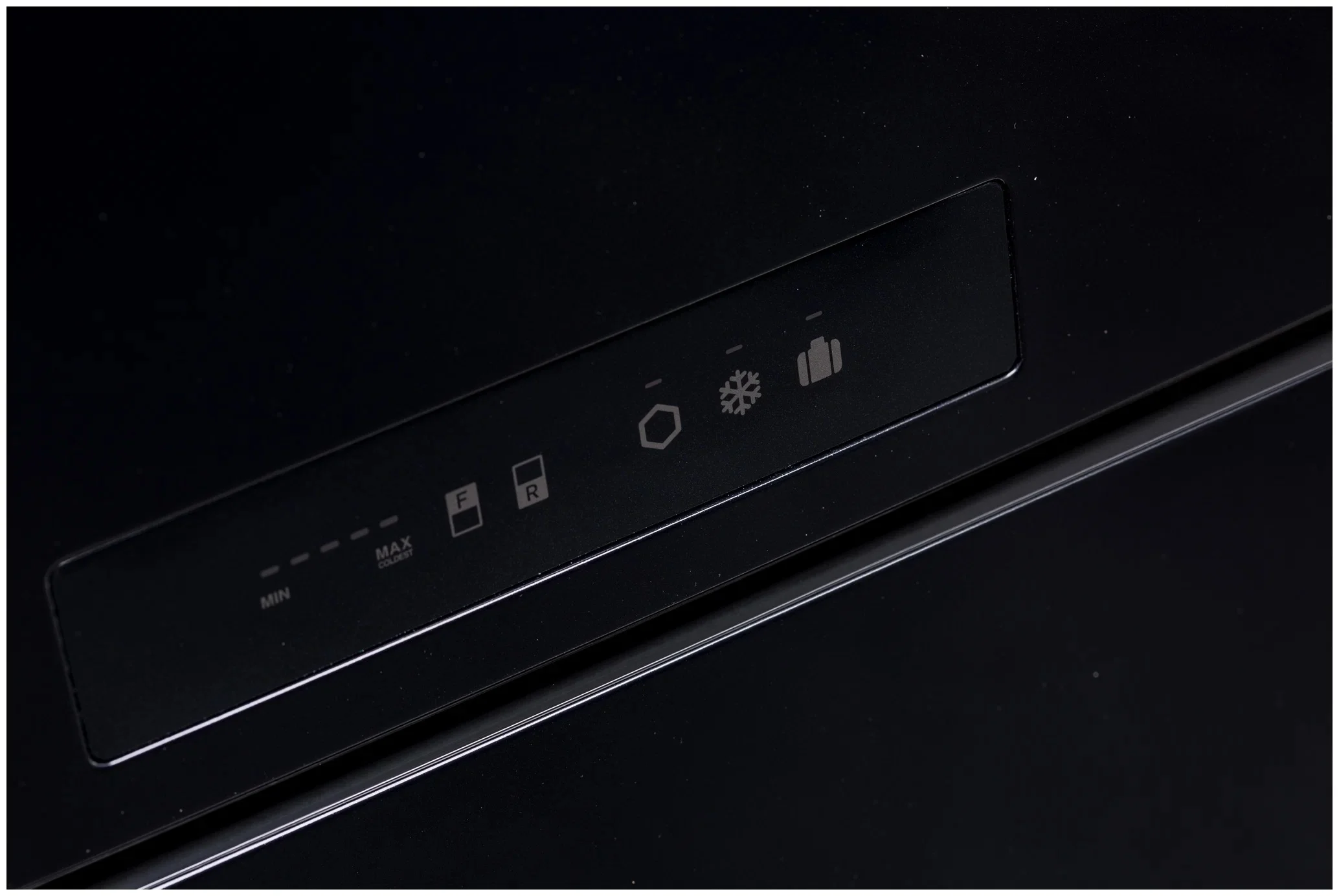Фото Холодильник SHARP SJXG55PMBK