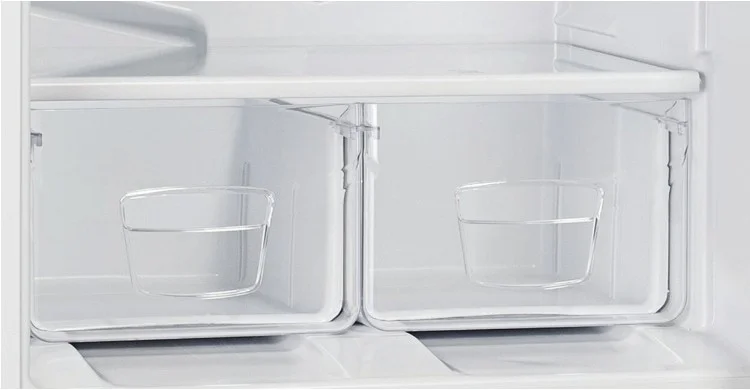 Картинка Холодильник INDESIT TIA 16 WR
