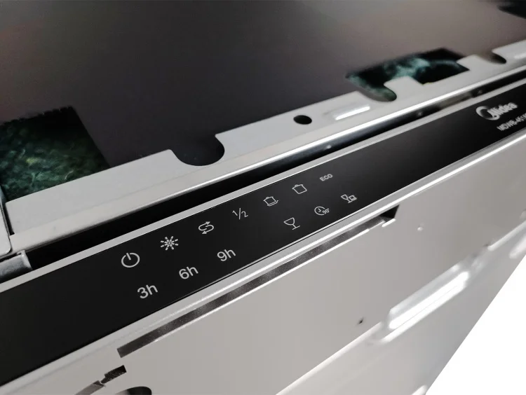 Фотография Встраиваемая посудомоечная машина MIDEA MDWB-4516BB