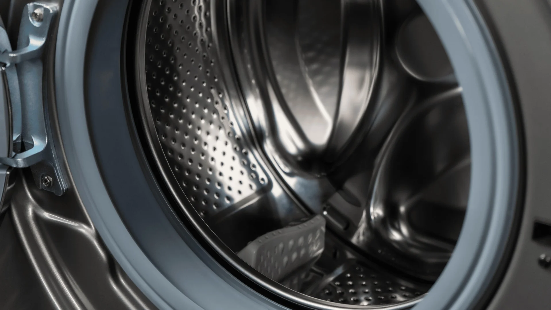 Купить Стиральная машина MIDEA MFK03W70B/S-C