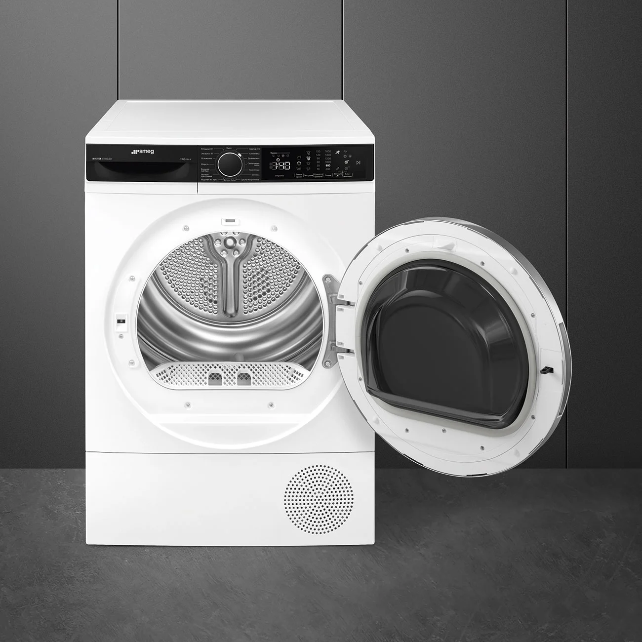 Купить Сушильная машина SMEG DT393RU
