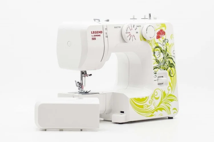Фотография Швейная машина JANOME 2520