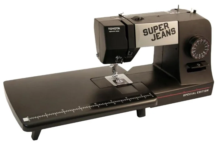Фото Швейная машина TOYOTA Super Jeans 15 Black