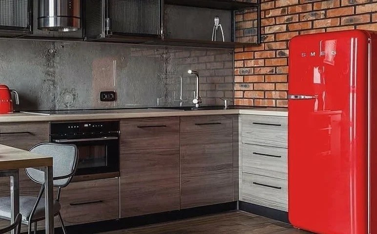 Фотография Встраиваемый холодильник SMEG U8L080DF