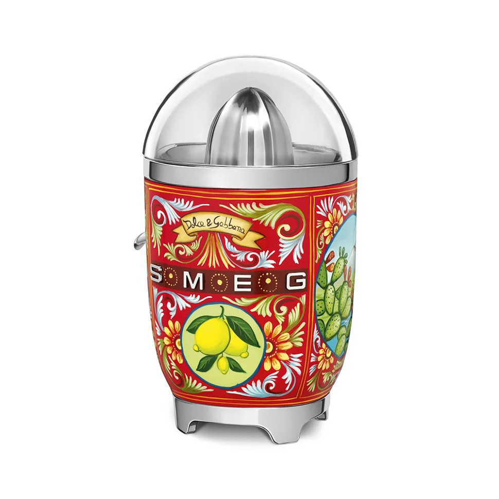 Фото Соковыжималка SMEG CJF01DGEU