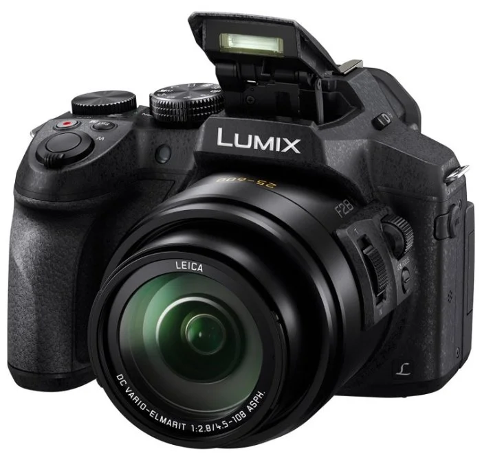 Фотокамера PANASONIC DMC-FZ300EEK