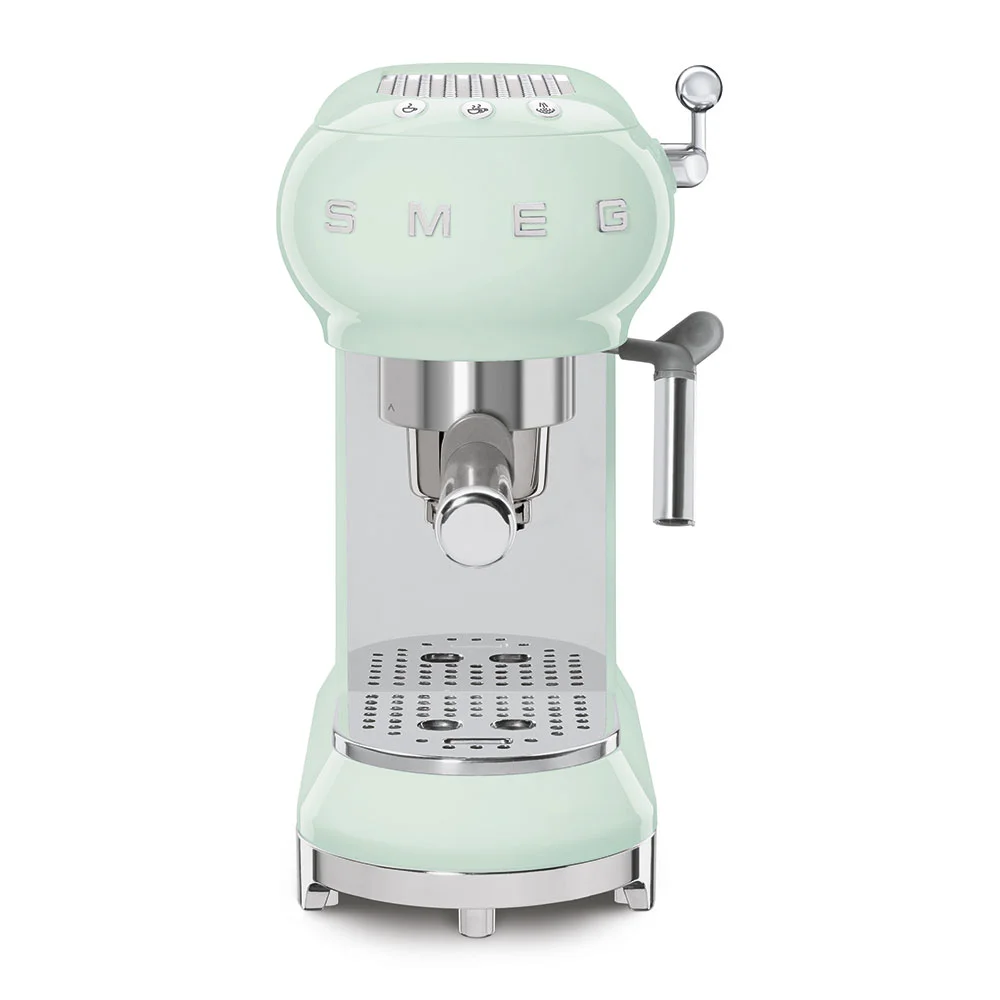 Картинка Кофеварка SMEG ECF01PGEU