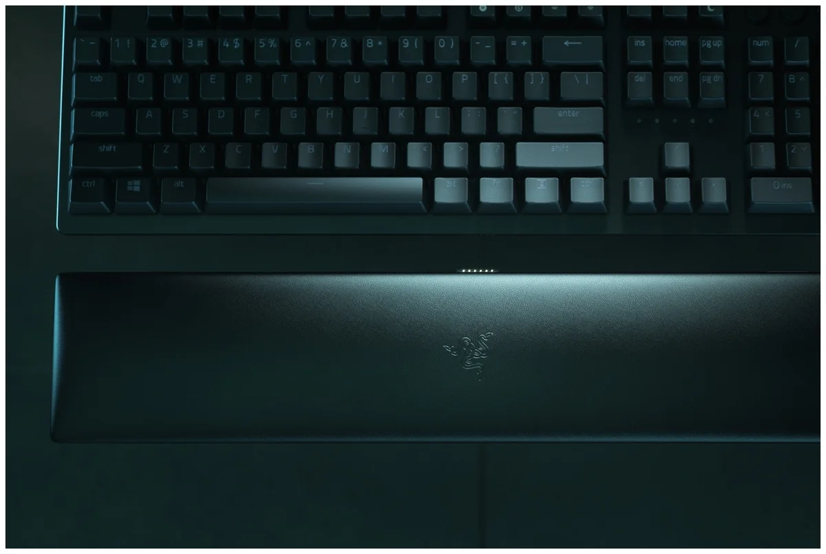 Клавиатура RAZER Huntsman V2 (Analog Switch) (RZ03-03610800-R3R1) Казахстан