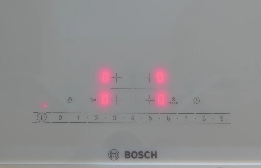 Фотография Варочная поверхность BOSCH PIF672FB1E
