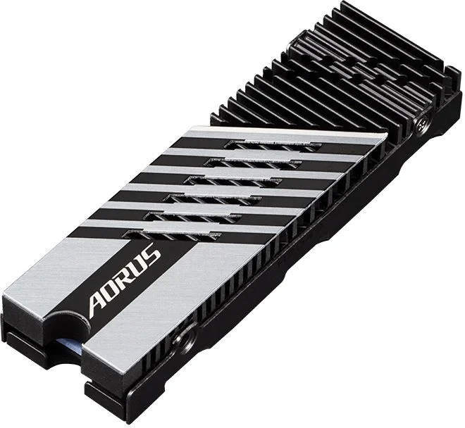 Фото Жесткий диск SSD GIGABYTE AORUS Gen4 7300 2Tb (AG4732TB)