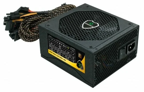 Фото Блок питания GAMEMAX GM-600 SE (12см) 600W с кабелем