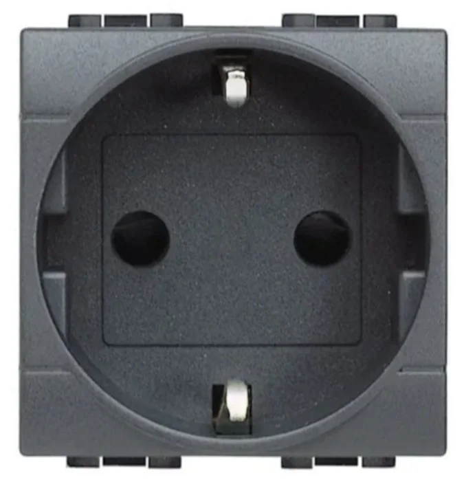 Фото Розетка LEGRAND L4141AN