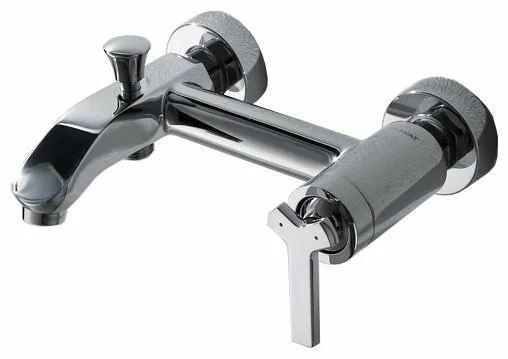 BRAVAT F673107C-01 BRAVAT WATERFALL Смеситель для ванны с коротким изливом (без аксессуаров) (к/к 8)