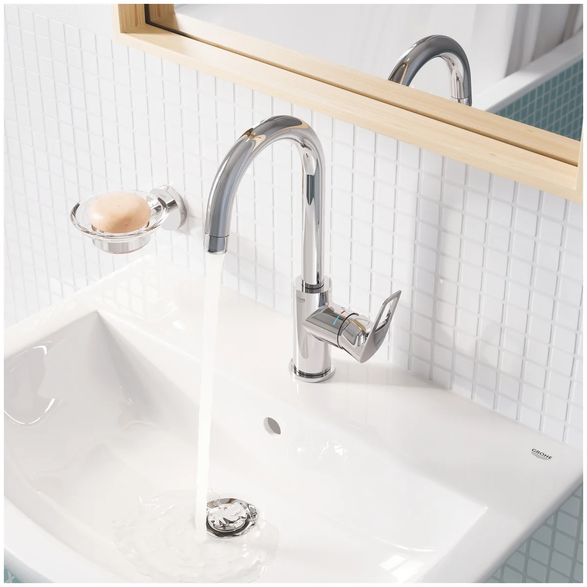Цена Смеситель GROHE 23763001 BauLoop