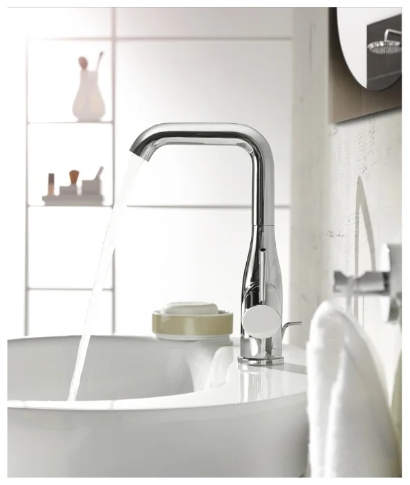 Купить Смеситель GROHE Essence New 32628001