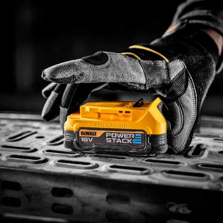 Цена Дрель DeWALT DCD805E2T-QW