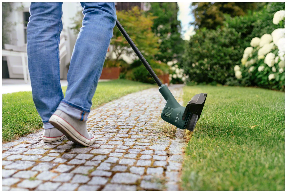 Триммер BOSCH EasyGrassCut 18-26 (06008C1C00) заказать