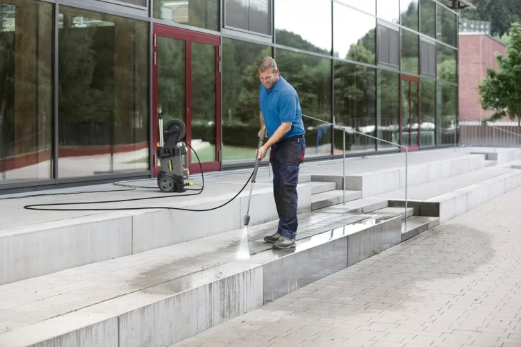 Фото Мойка высокого давления KARCHER HD 5/17 C (1.520-940.0)