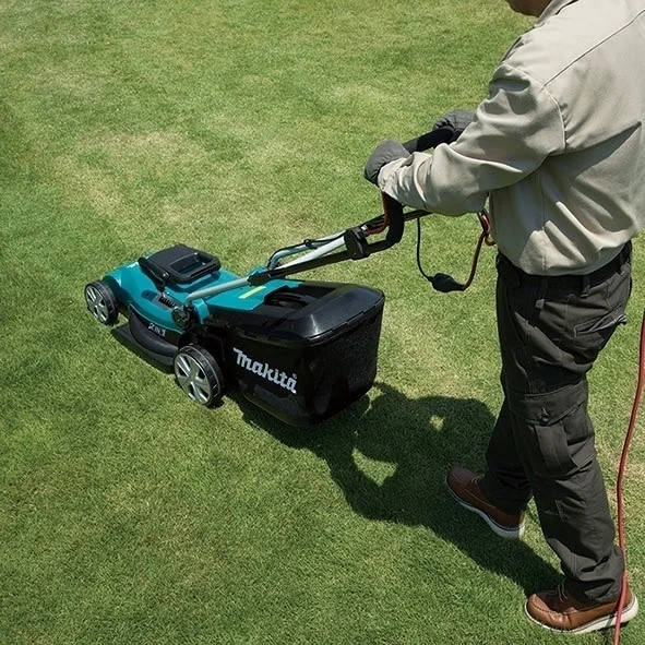 Фотография Газонокосилка MAKITA ELM4120