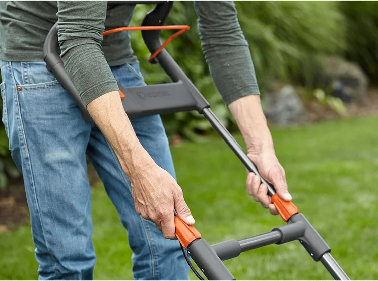 Картинка Газонокосилка электрическая GARDENA PowerMax 1800/42 05042-20