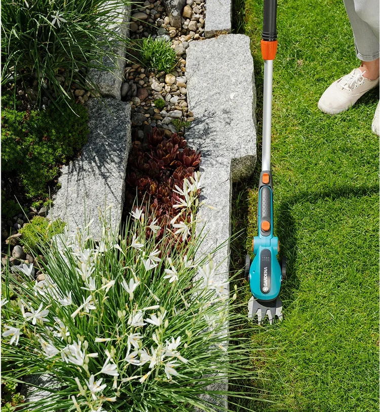 Фотография Ножницы аккумуляторные GARDENA 09858-20 ComfortCut Li