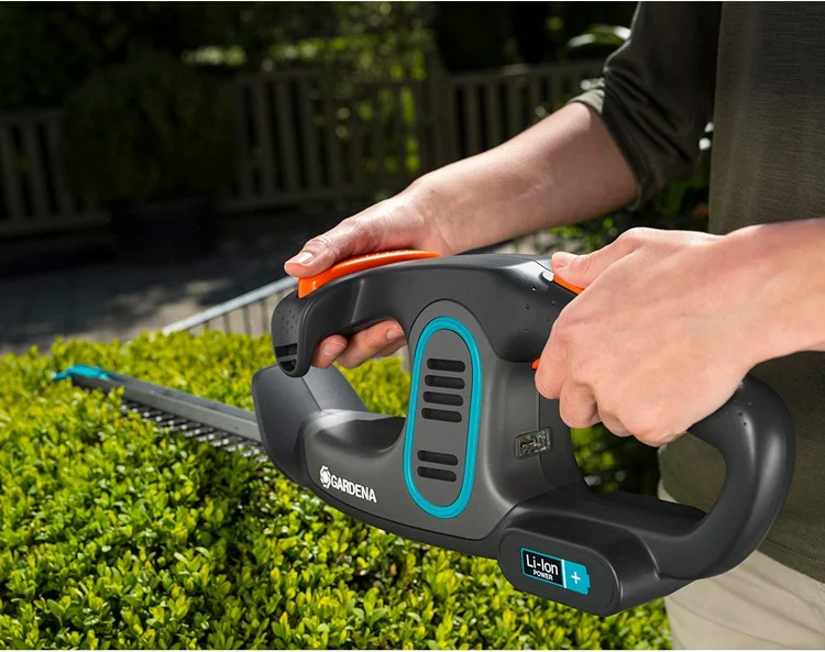 Картинка Кусторез GARDENA EasyCut Li 09836-20
