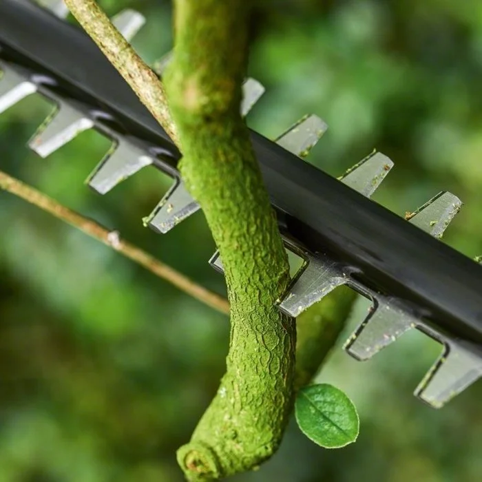 Картинка Кусторез BOSCH UniversalHedgePole 18 (06008B3001)