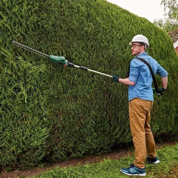 Цена Кусторез BOSCH UniversalHedgePole 18 (06008B3001)
