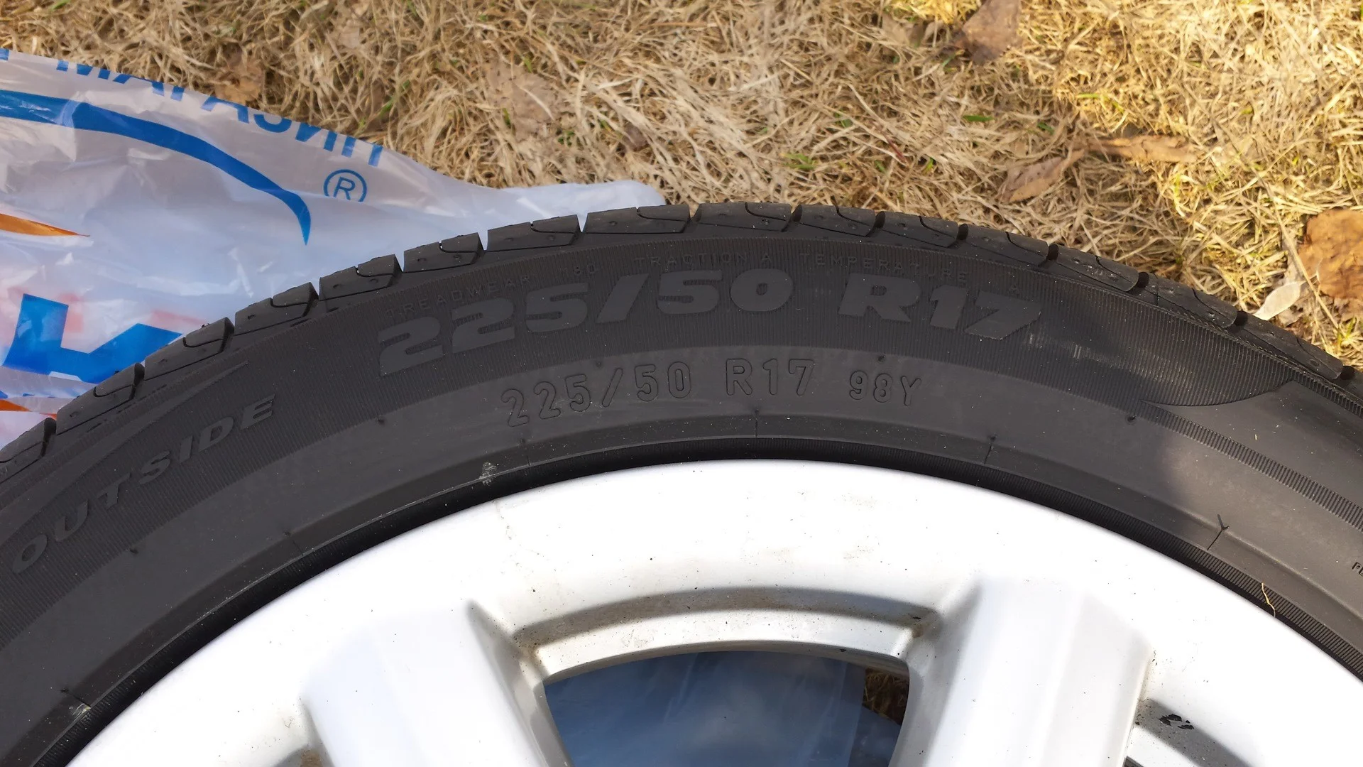 Автомобильная шина летняя FORMULA Energy 225 50/R 17 98 Y заказать