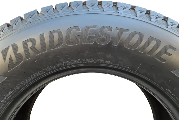 Цена Автомобильная шина зимняя BRIDGESTONE BLIZZAK DM-V3 275/55/R20 117 T